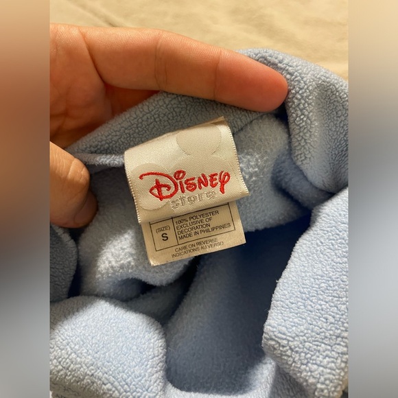 Vintage Disney Store Winnie the Pooh Eeyore Ice Skating Sweater - Picture 4 of 4